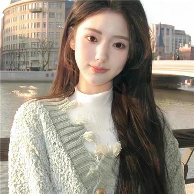 法国女郎 封面